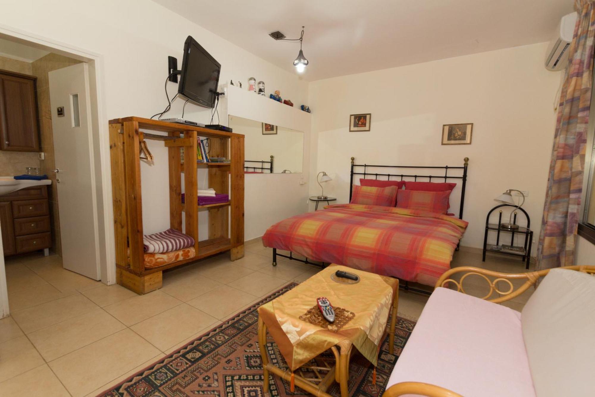 Country Lodging In Manot Chambre photo